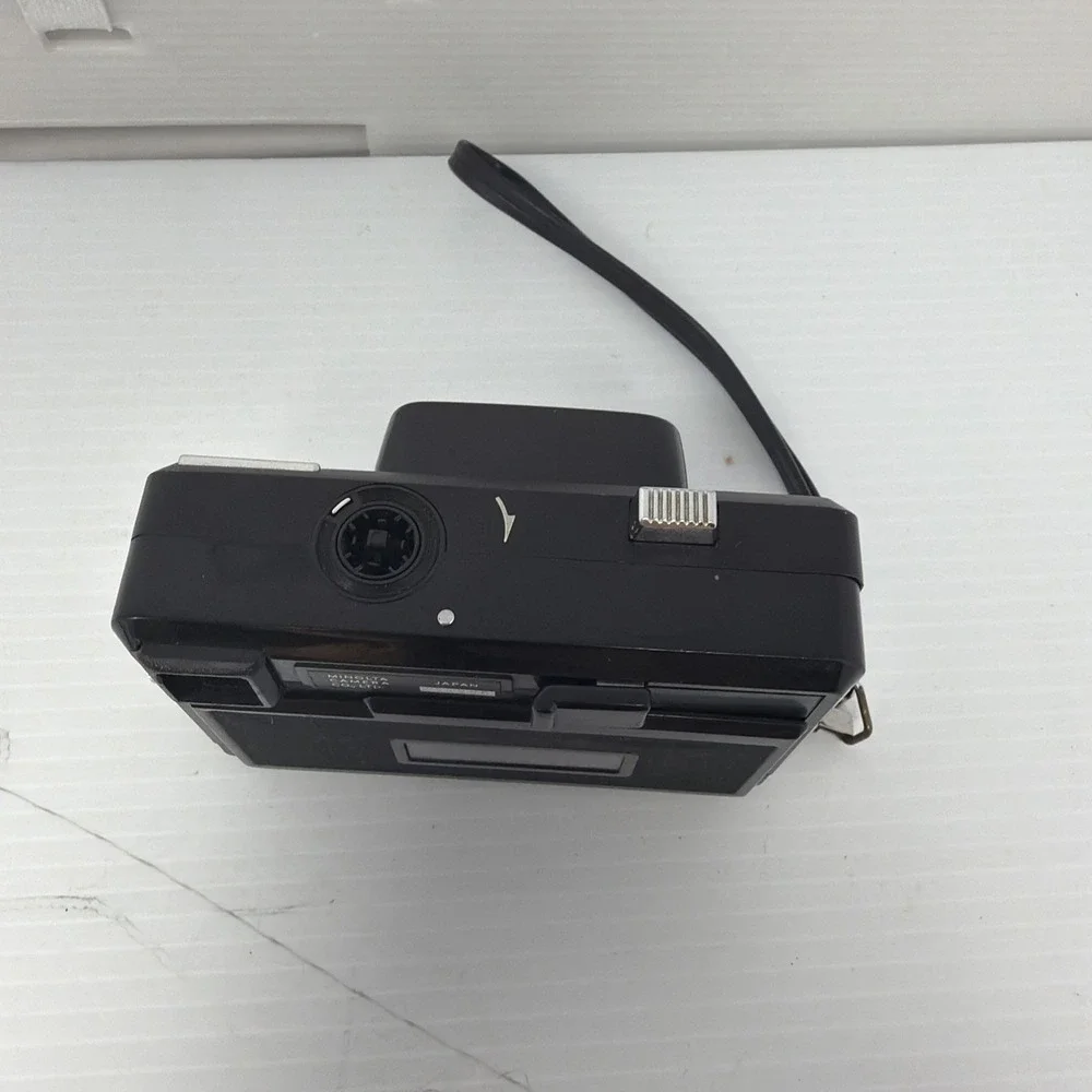 Minolta Autopak 600-X 35mm Film Camera - Tested Camera Only Working Clean